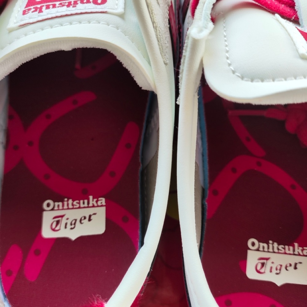 Onitsuka Tiger by Asics White and Red Low-Top Sneakers - Picture 5 of 6